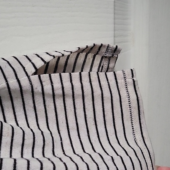 3/4 Sleeve Striped Top - Picture 4 of 11